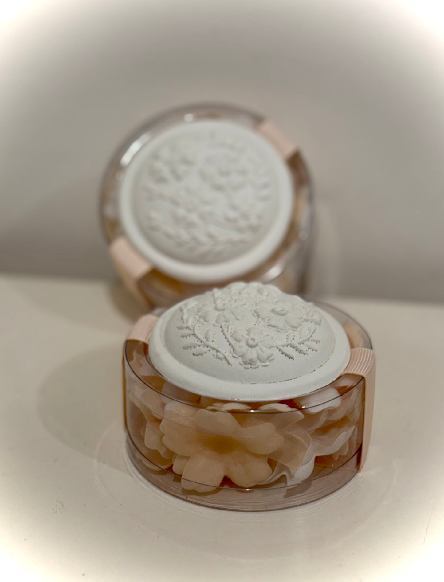 Scatola di petali profumati sapone monodose Mathilde M